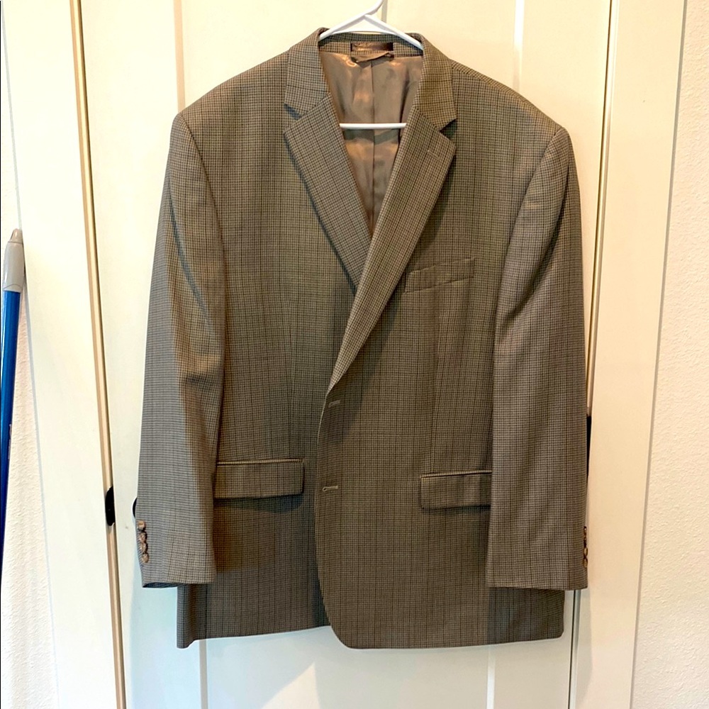 Lauren Ralph Lauren Men's Checked Silk/Wool Blend Sport Coat. Two Button Closure